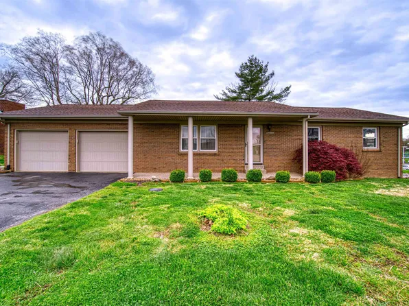 1066 N Eskew Rd, Boonville, IN 47601