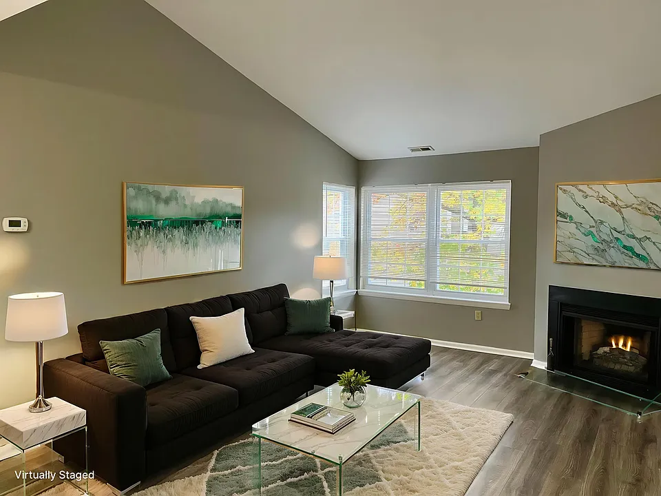 3 Chesapeake Dr