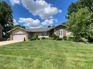 1813 E Camino Alto St, Springfield, MO 65804