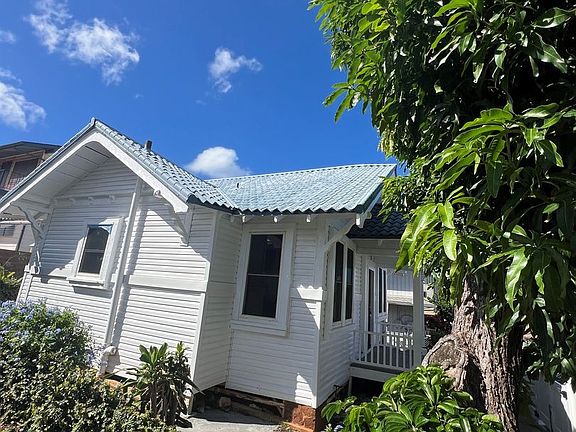 2nd image of 3311 Herbert St
