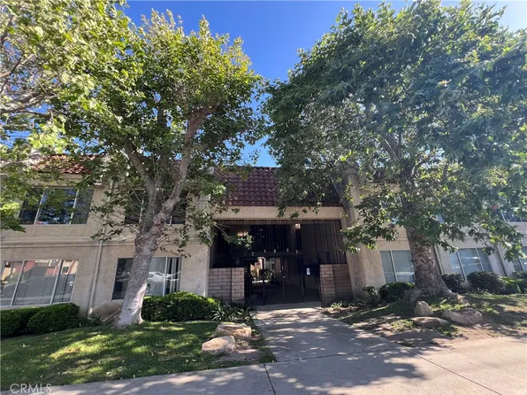 21000 Parthenia St Unit 19, Canoga Park, CA 91304