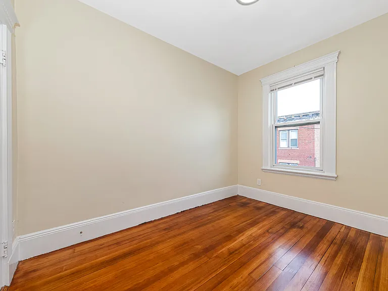 44 Brackett St #7 — Photo 19