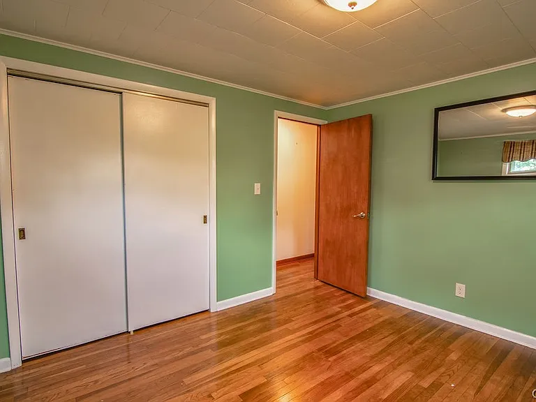 311 Swansea Ave — Photo 23