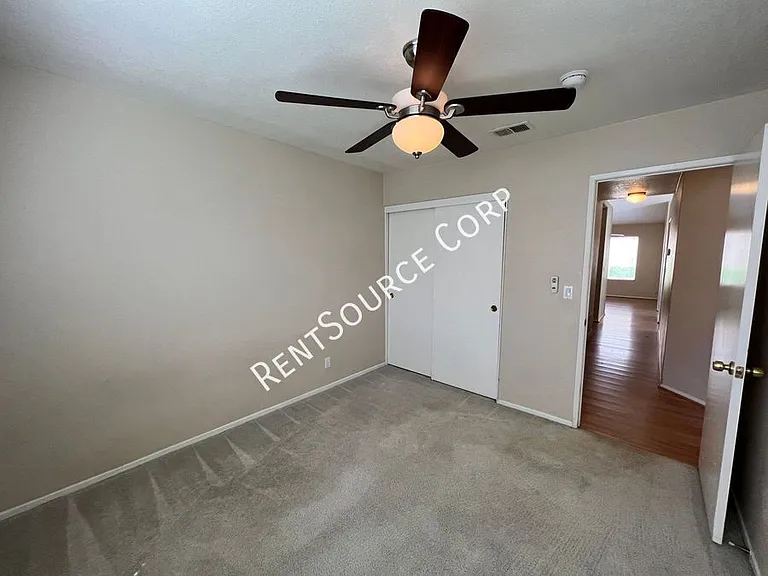 3424 Amber St — Photo 12