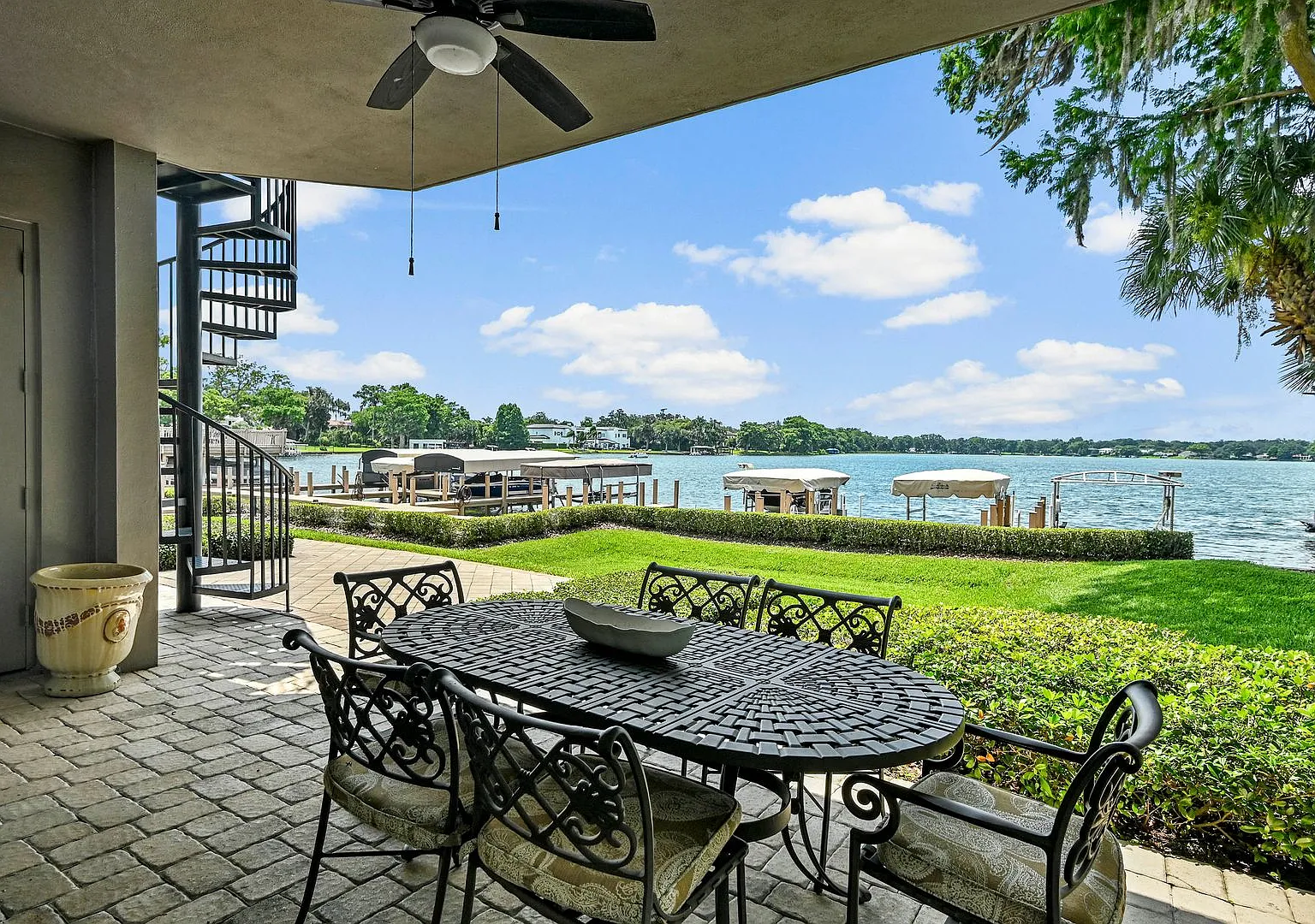Winter Park lakefront just steps from Park Avenue — Photo 3