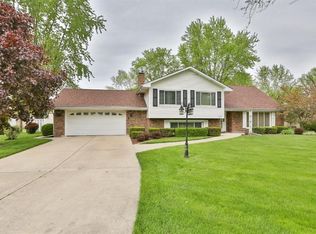 2306 W 63rd Ave, Merrillville, IN 46410