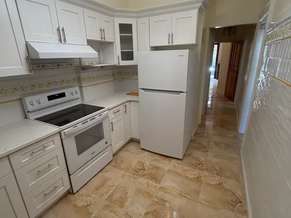 35-44 32nd Street image 1 of 7