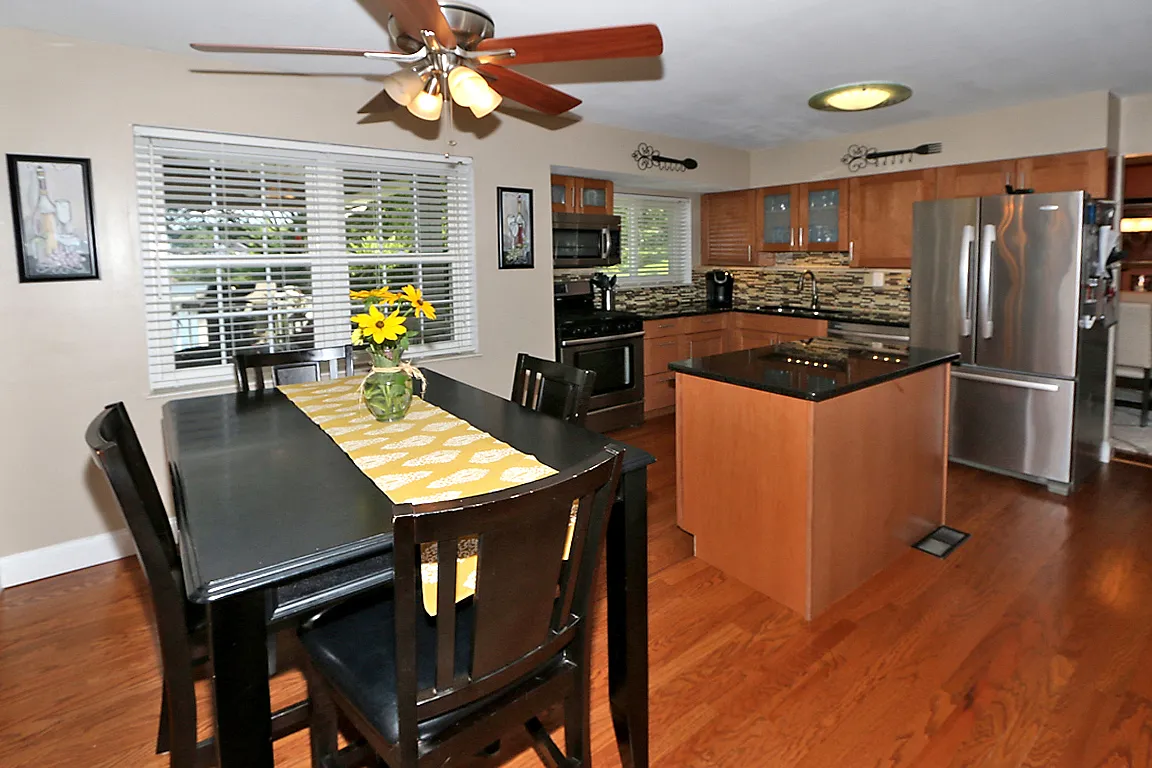 3570 Sorrel Tree Ln photo 1