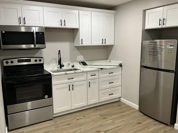 38 Park Ave #C, Keene, NH 03431