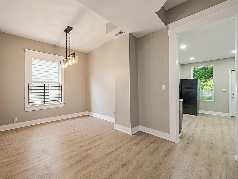 906 S Shelby St — Photo 19