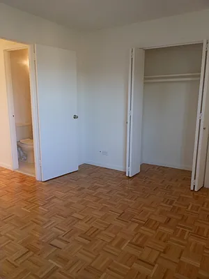 Rented by Realty Operations Group | media 12