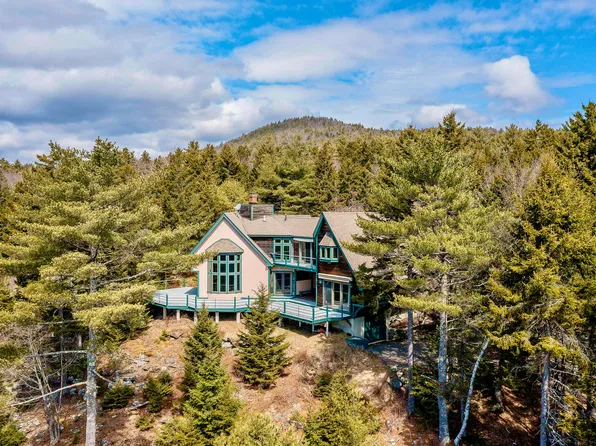 56 S Cobbtown Road, Lincolnville, ME 04849