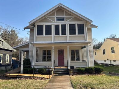 909 Vernon St, Decorah, IA, 52101