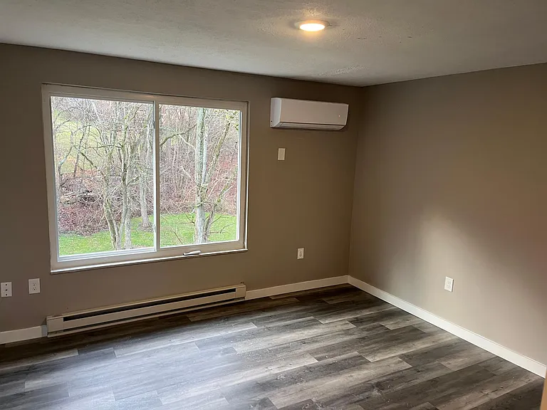 228 Parkwood Cir #3 — Photo 15
