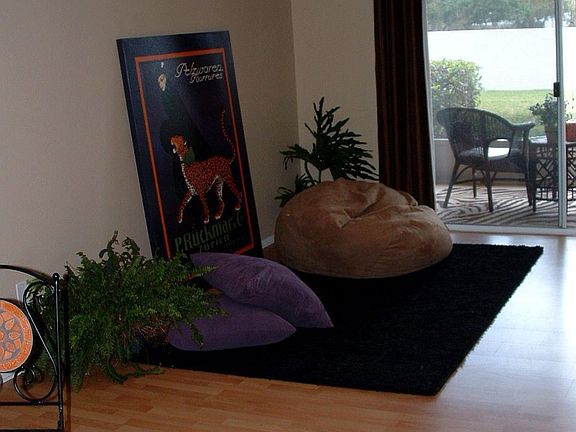 Dining area into living room