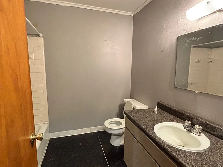 149 Campbell St #N — Photo 12