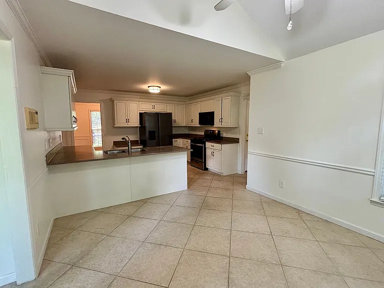 4160 Creekwood Dr — Photo 8