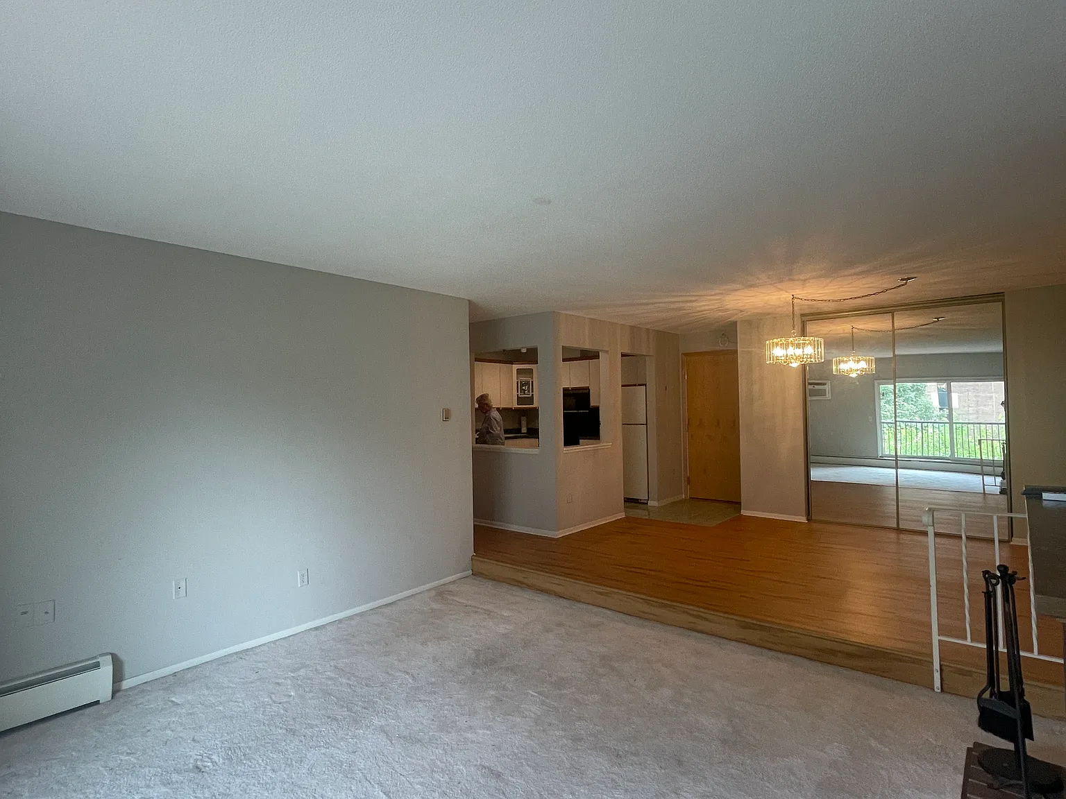 2 bed, 1020 sqft, $2,050 — Photo 4