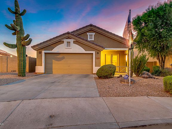 2nd image of 17377 W Coyote Trail Dr