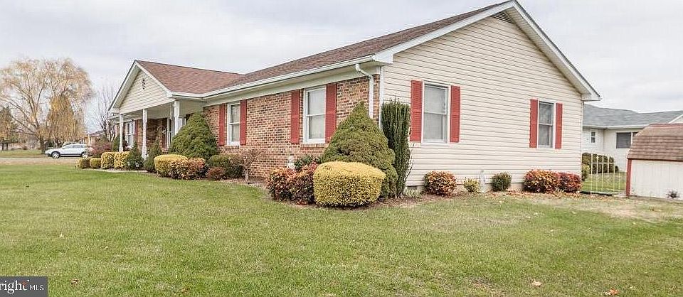 1st image of 100 Omni Ct