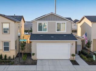2327 N Hartford Dr, Fresno, CA 93727