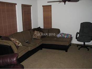 4th image of 9004 Victor Creek Ave