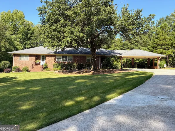 6441 Rose Cir, Douglasville, GA 30134