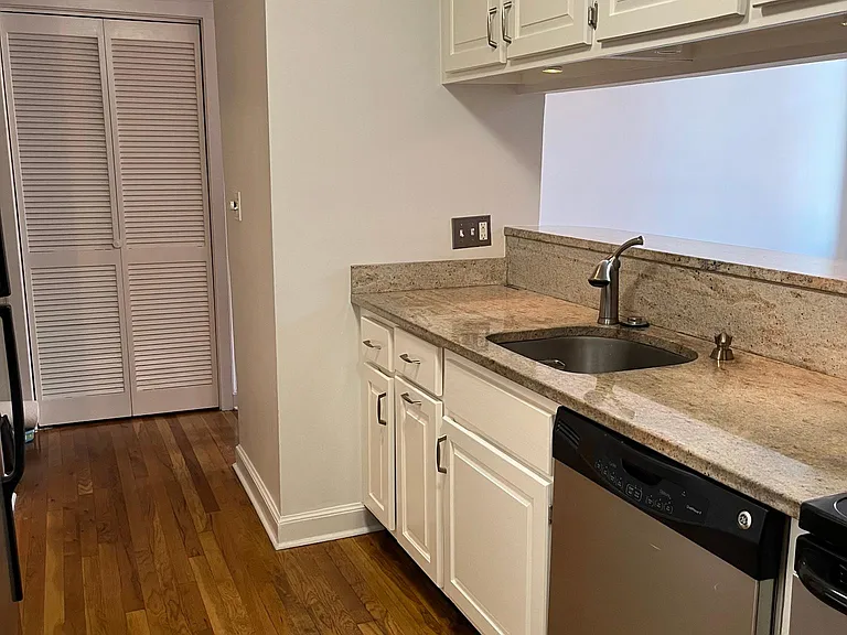 134 Washington St #208 — Photo 5