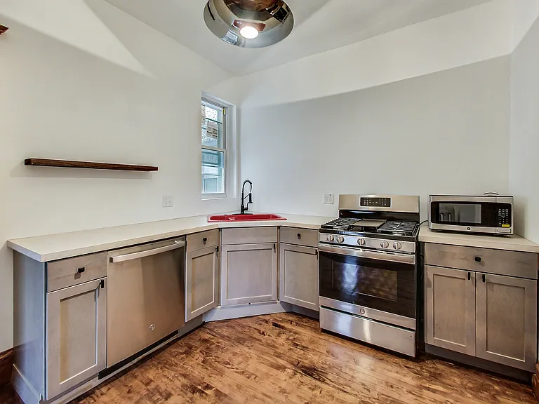 2648 N Troy St #2 — Photo 16