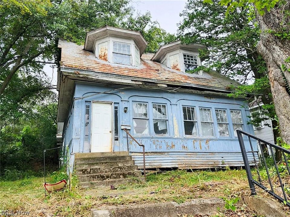 1st image of 103 Circle Ave