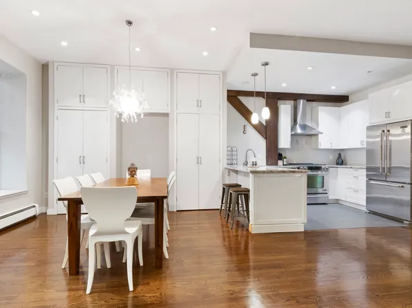 11 Sterling Place image 3 of 15