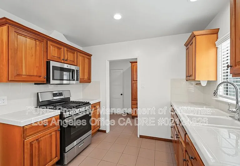 4619 W 133rd St — Photo 10