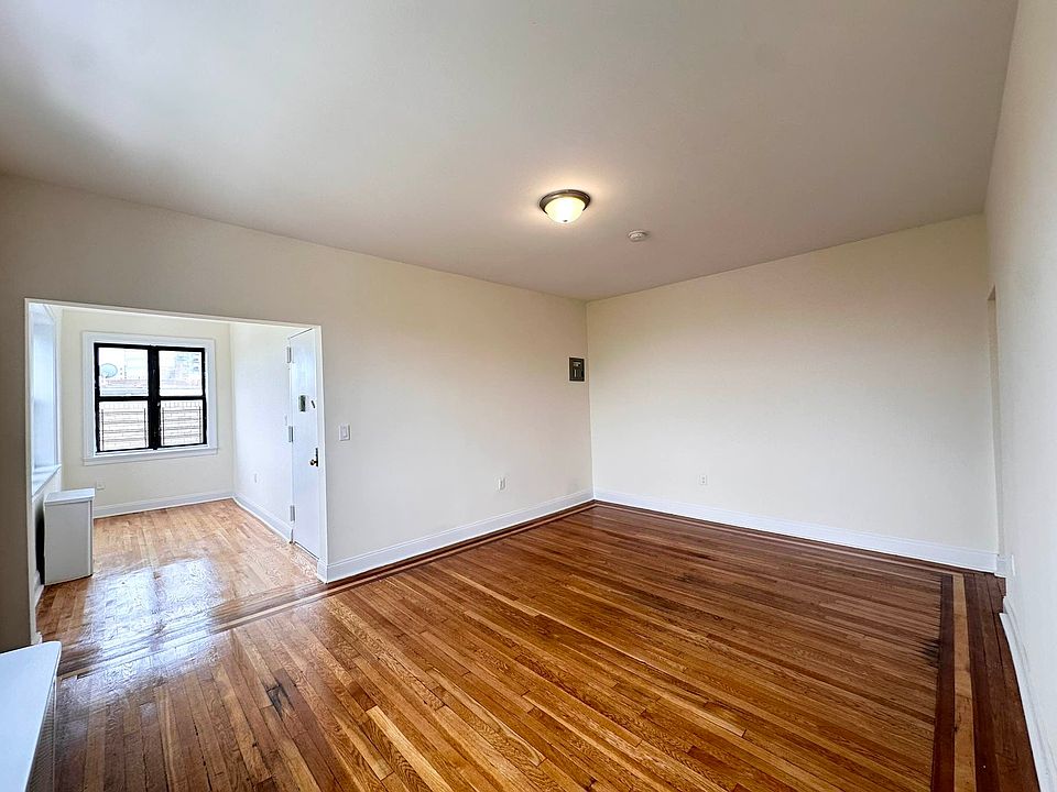 1st image of 120-30 Queens Blvd #3055