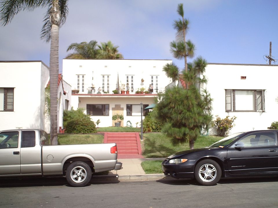 1st image of 307 Palm Ave