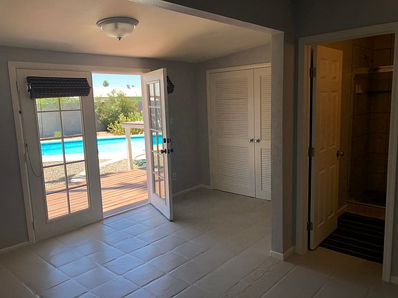 4th image of 3327 E Everett Dr