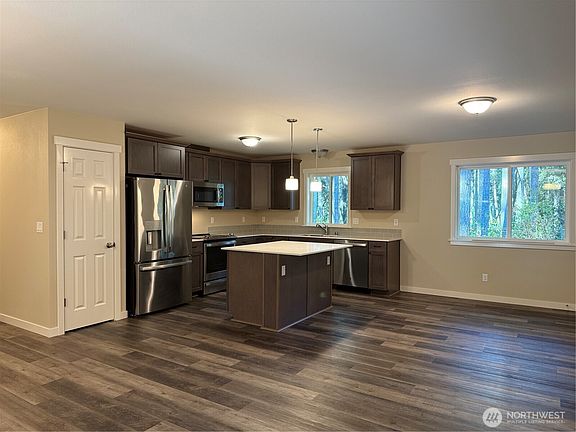 Kitchen>