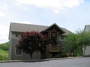 175 Hawks Peak Ln APT 322, Seven Devils, NC 28604