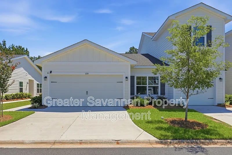 3 bed, 2.0 bath, 1388 sqft, $2,800 — Photo 1