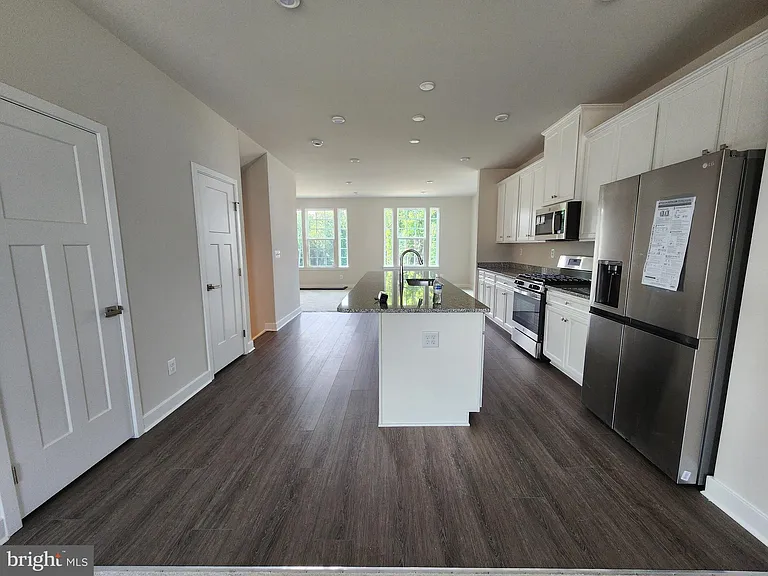 844 New Castle Landing Dr — Photo 29