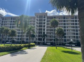 3100 N Palm Aire Dr