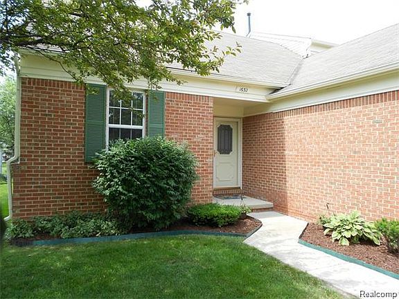 2nd image of 1632 Bennington Ct #60