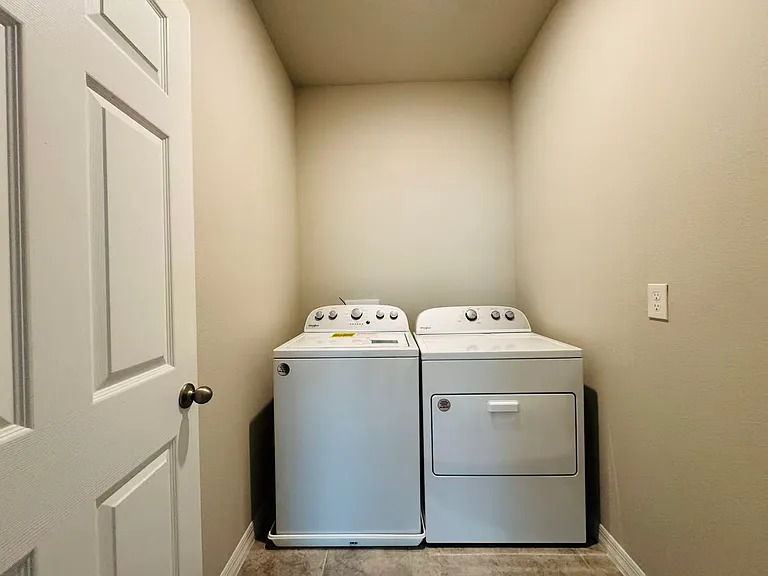 496 Adalines Aly — Photo 19