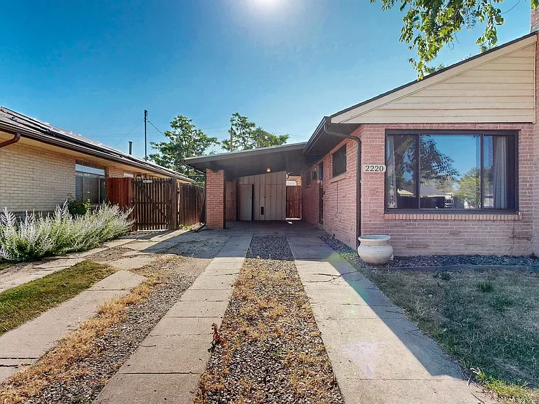 2220 Ironton St — Photo 21