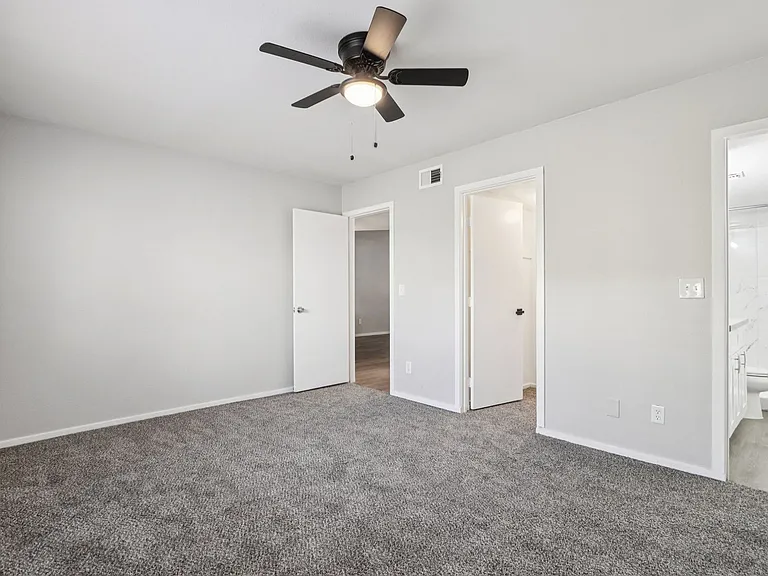 407 N Williams — Photo 25