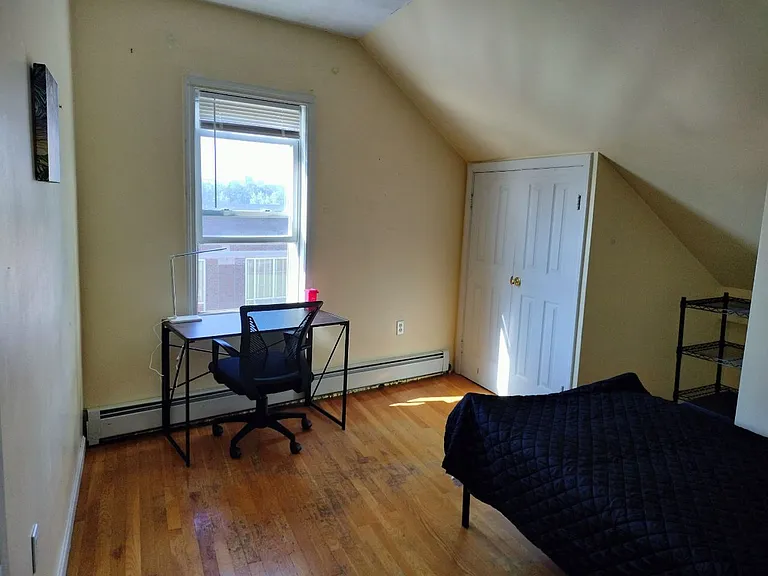 647 Cambridge St #4 — Photo 10