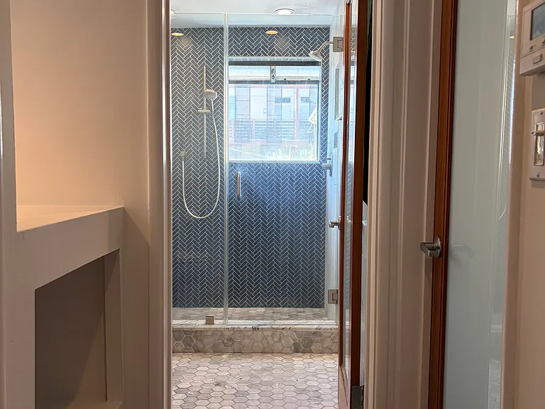 1400 N Hayworth Ave #11 — Photo 20