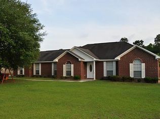 9348 Dunn Ln, Moss Pt, MS 39562