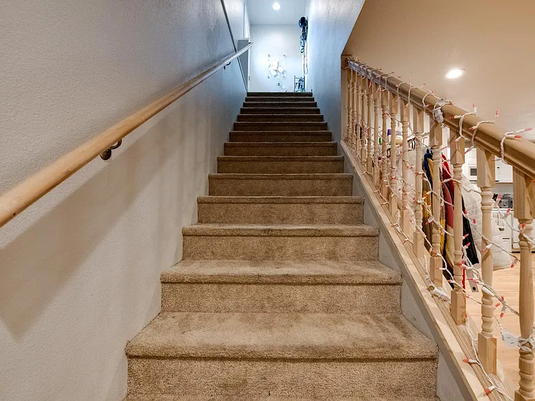 415 E Bradley St #BASEMENT — Photo 19