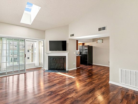 2nd image of 114 Prosperity Ave SE APT F