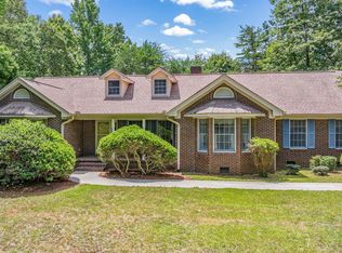 184 Willows Dr, Cleveland, GA 30528